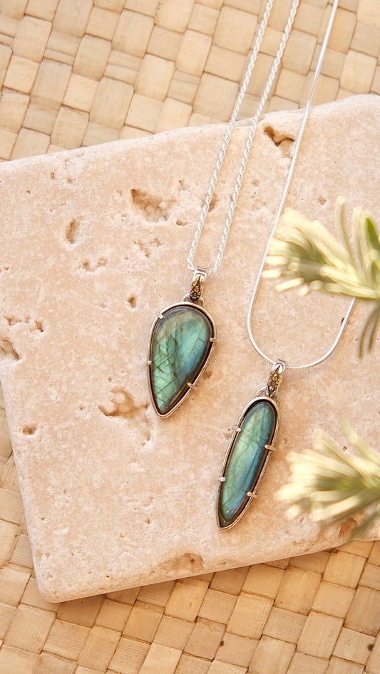 Floral Labradorite Pendant Necklace