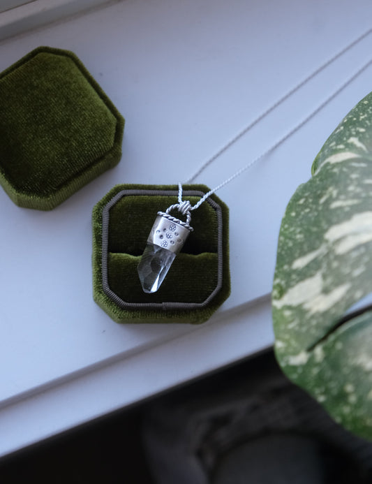 Chunky Quartz Pendant Necklace